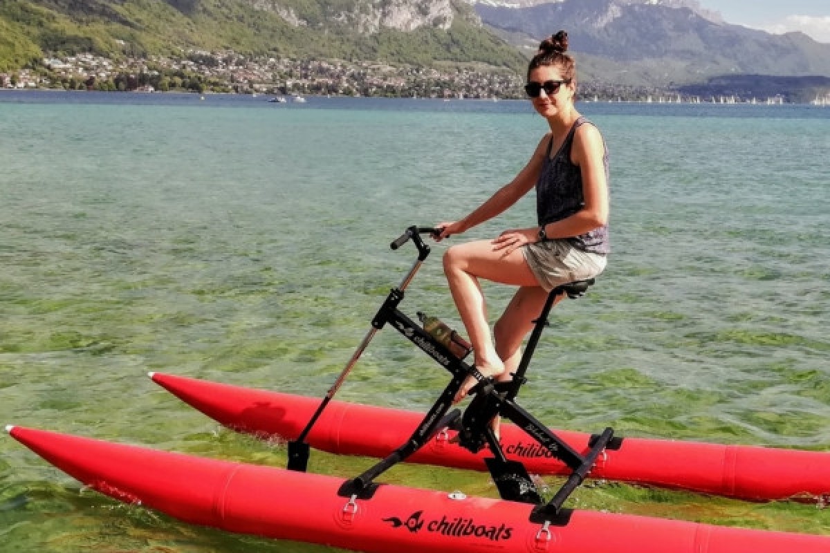 Aquabike rental on lake - Expérience Côte d'Azur