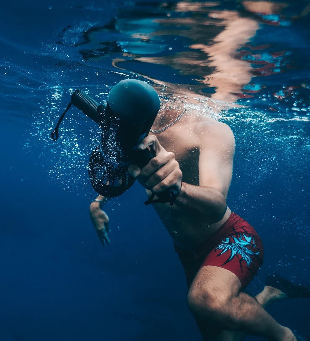 U1 underwater scooter day rental - Delivery included - Expérience Côte d'Azur