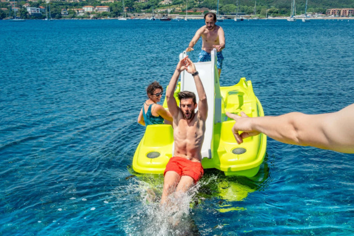 Pedal boat rental 1H AGAY - Expérience Côte d'Azur