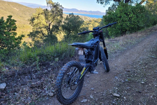 Rent an off-road electric motorcycle - Expérience Côte d'Azur