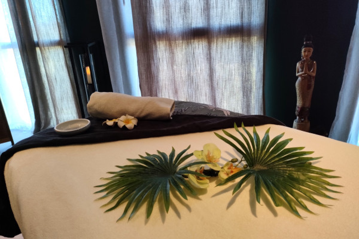 Massage in the wellness area - Expérience Côte d'Azur