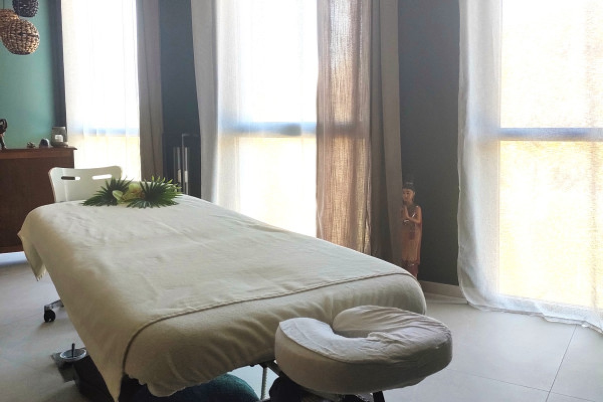 Massage at the wellness center in Saint Raphaël - Expérience Côte d'Azur