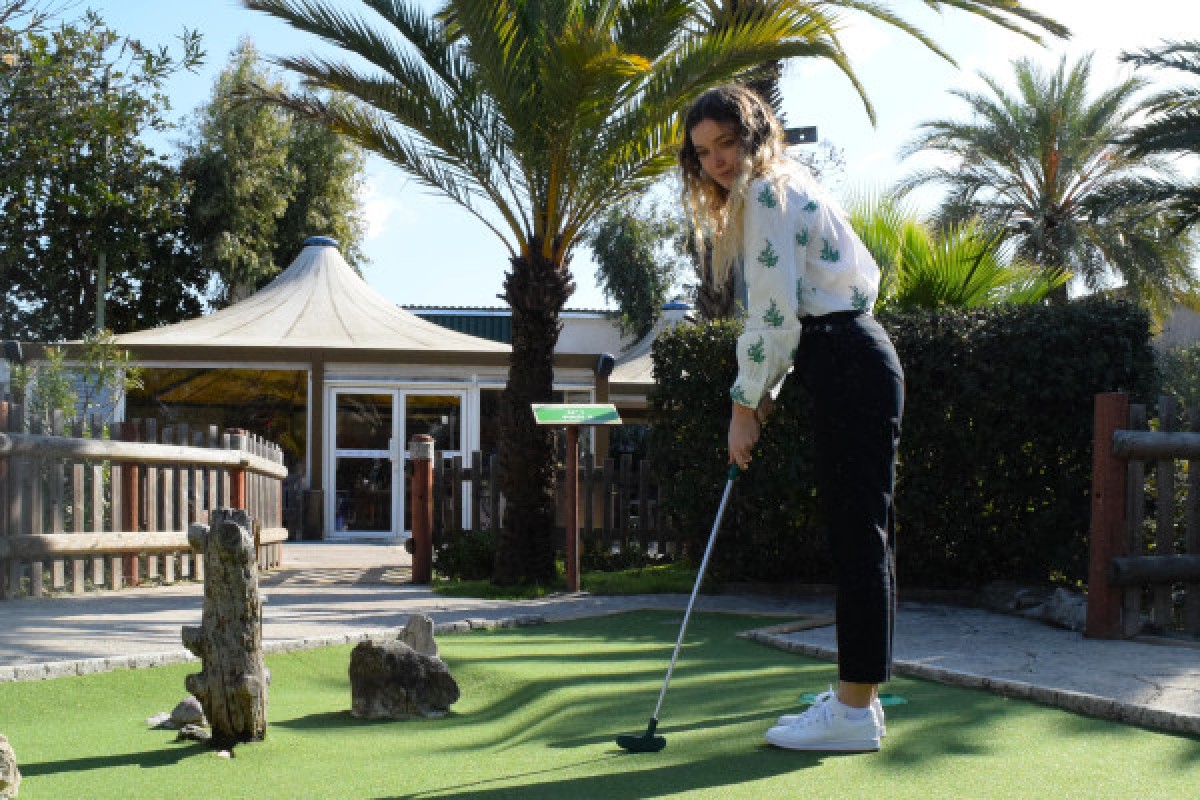 Adventure Golf Mini Golf Antibes – Discount Tickets - Expérience Côte d'Azur