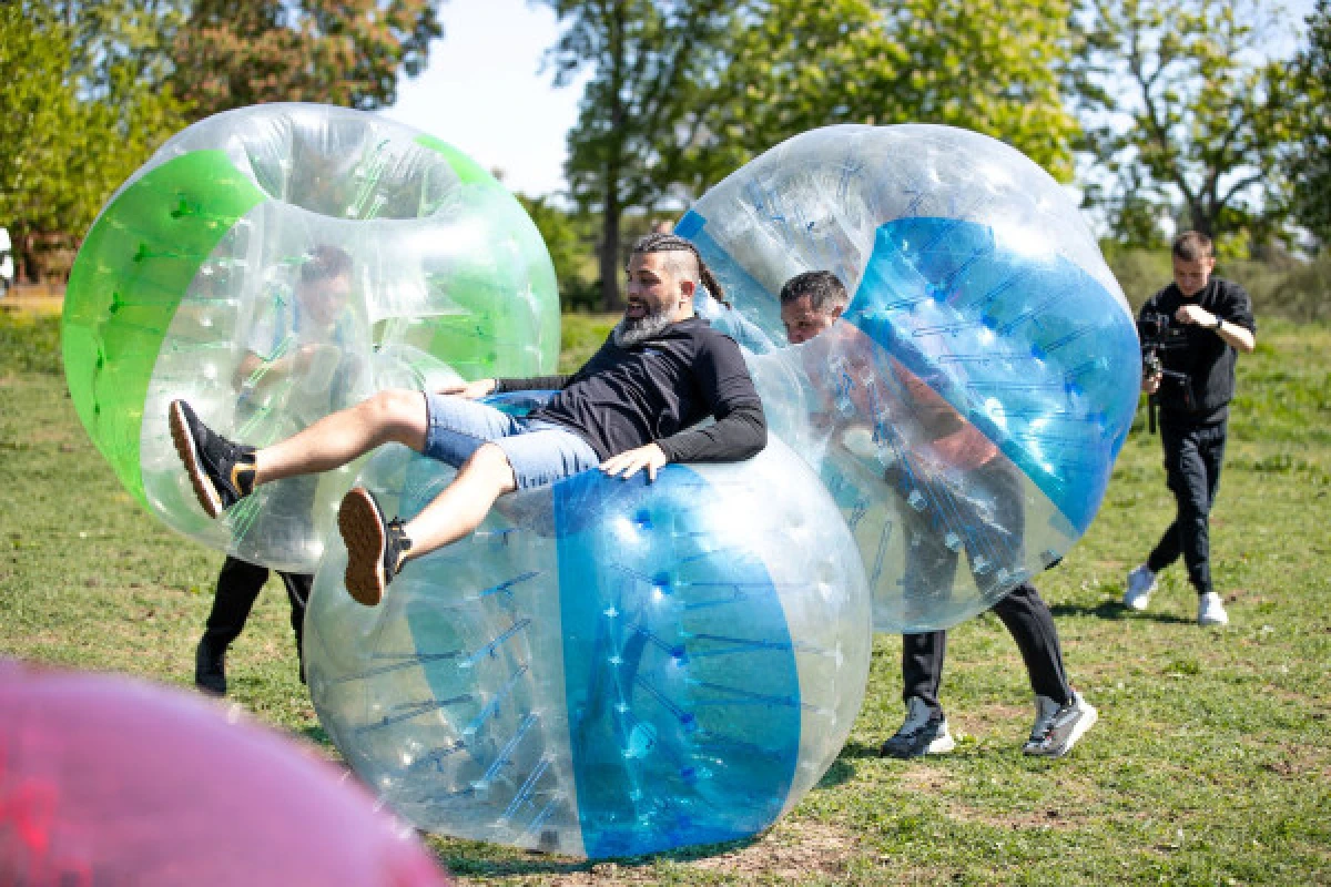 Bubble Bump N ° 1 of football in bubbles - Saint Raphaël - Expérience Côte d'Azur