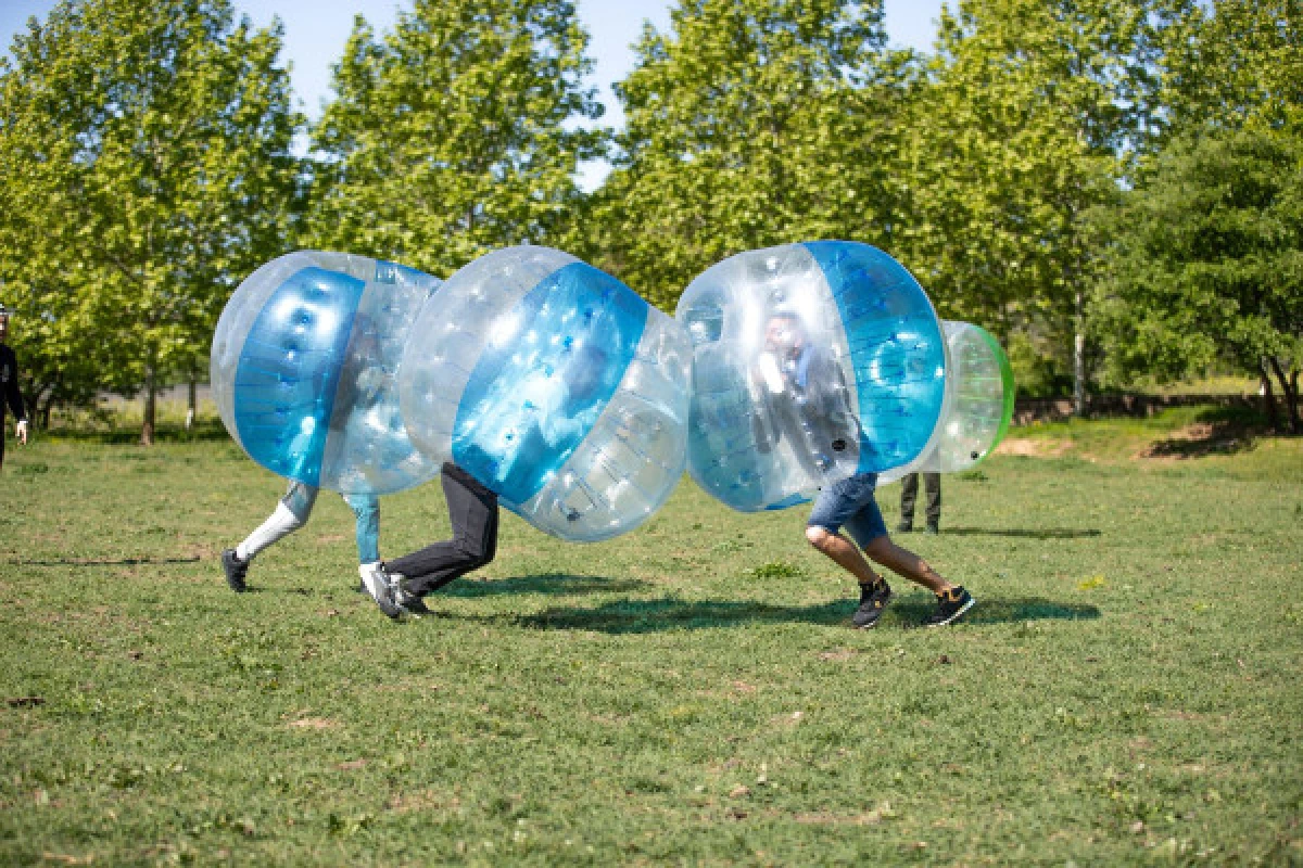 Bubble Bump N ° 1 of football in bubbles - Saint Raphaël - Expérience Côte d'Azur