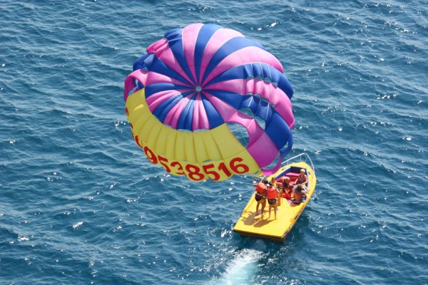 Water games : Parasailing - Expérience Côte d'Azur