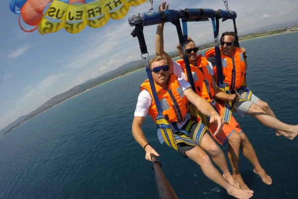 Water games : Parasailing - Expérience Côte d'Azur