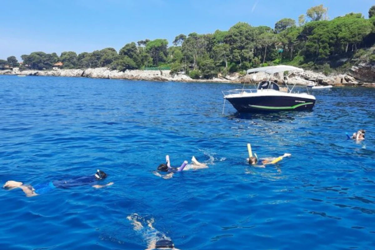 Private tour - Sailboat Aperitif & Sunset -Cap d'Antibes - Expérience Côte d'Azur