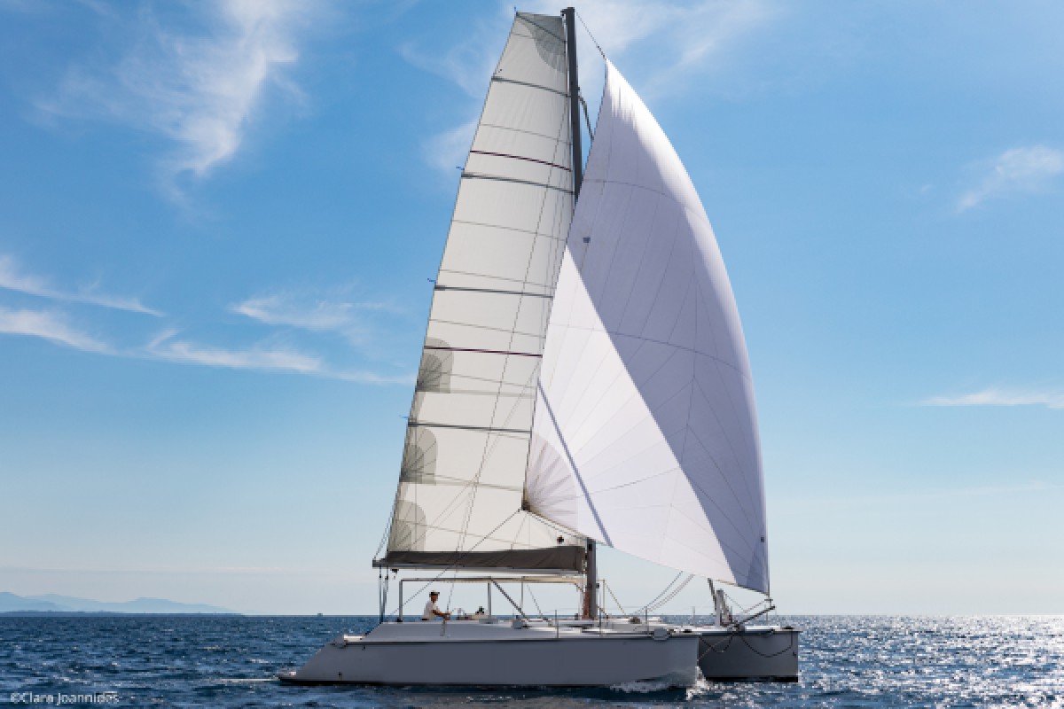 3h Catamaran privatization - Expérience Côte d'Azur