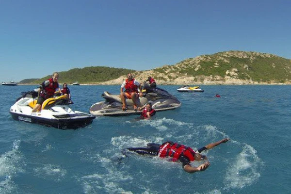 Guided Jet Ski tour - Cap Taillat 4 h - Expérience Côte d'Azur