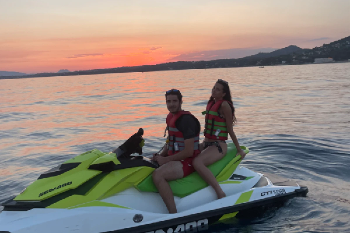 Jet ski tour - Sunset - Agay - Expérience Côte d'Azur