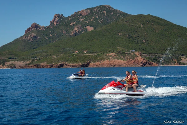 Guided Jet Ski Tour - Port de la Figuerette - Expérience Côte d'Azur