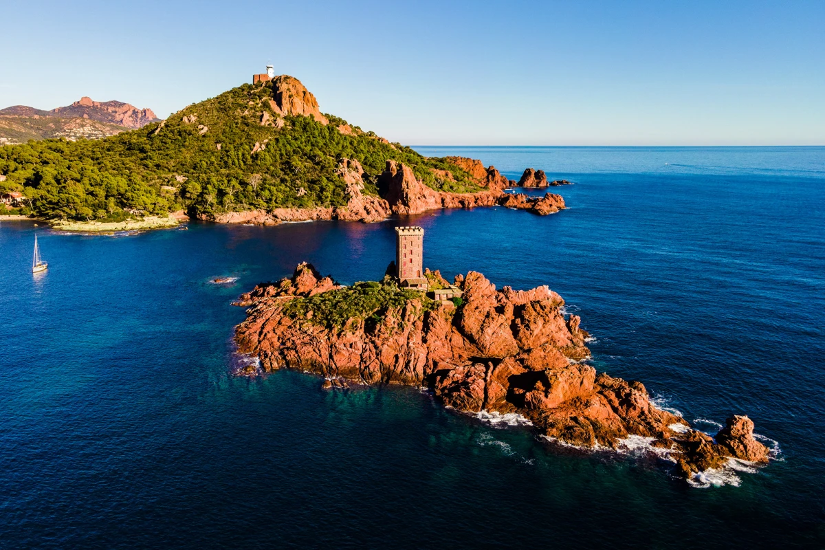 Golden Island snorkeling and boat trip - Expérience Côte d'Azur
