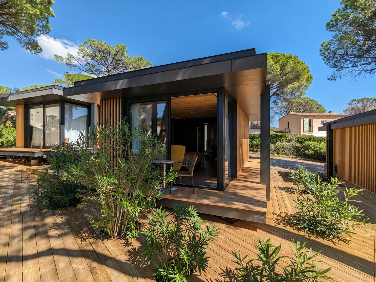 Modern and eco-friendly lodge getaway - Saint-Raphaël - Expérience Côte d'Azur