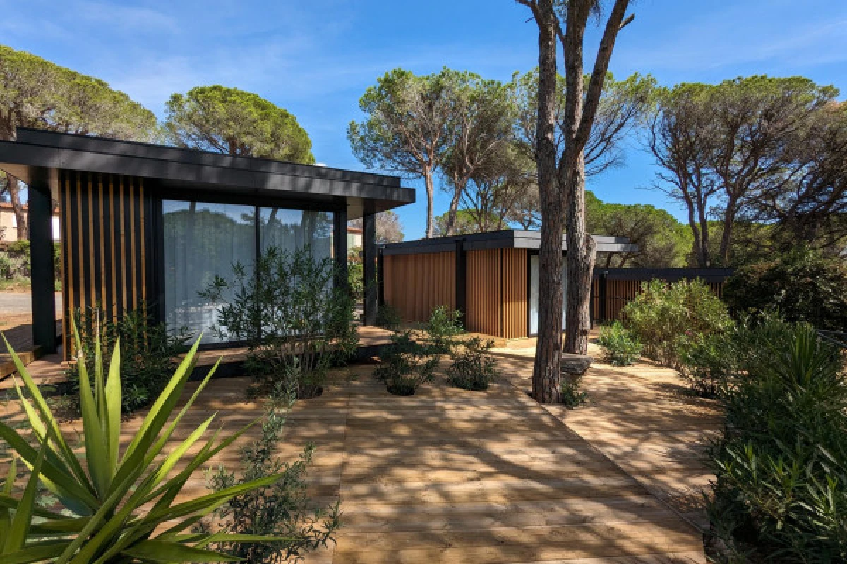 Modern and eco-friendly lodge getaway - Saint-Raphaël - Expérience Côte d'Azur