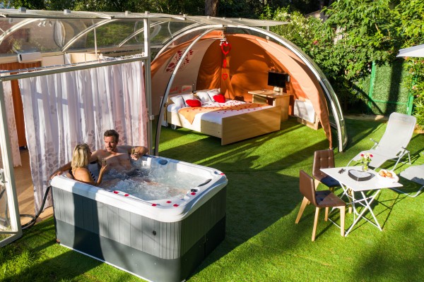 Stay in a glass bubble under the pines - Roquebrune/Argens - Expérience Côte d'Azur