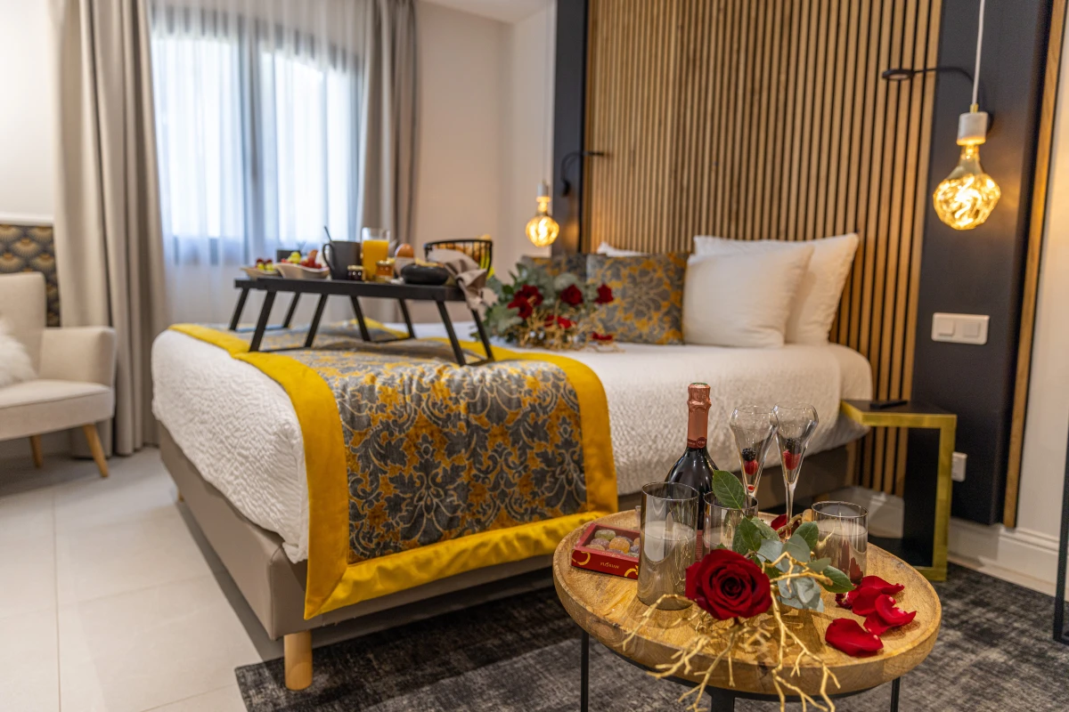 Confidential Romance at the SPA - Saint-Raphaël - Expérience Côte d'Azur