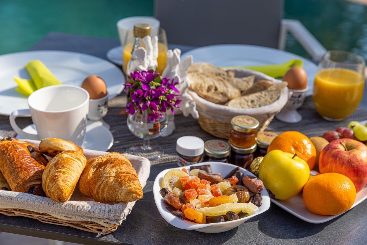 Confidential Romance at the SPA - Saint-Raphaël - Expérience Côte d'Azur