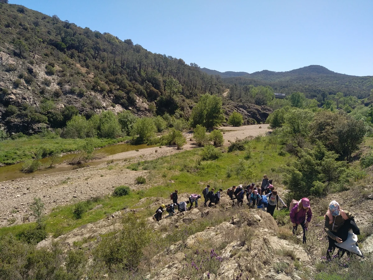 Nature School Trip: Landscape Reading! - Expérience Côte d'Azur