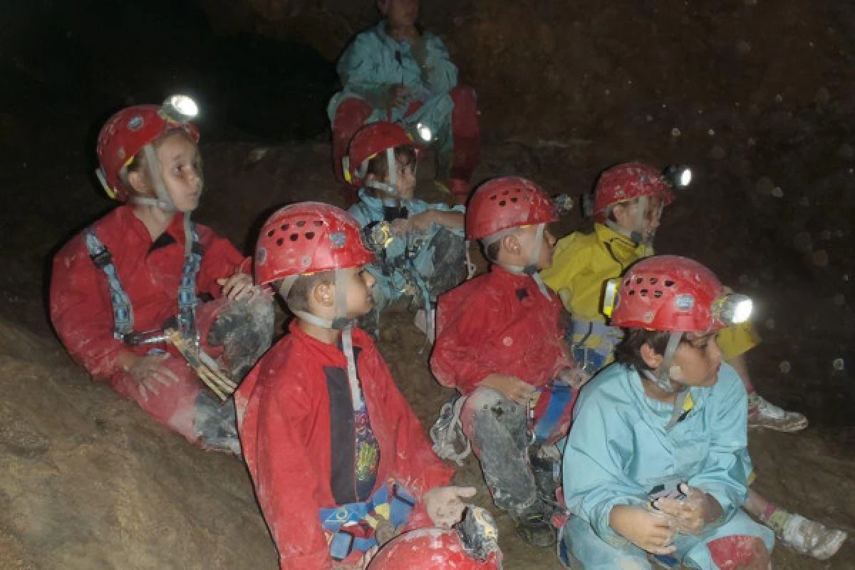 Speleology - Cave of La Mescla - Expérience Côte d'Azur