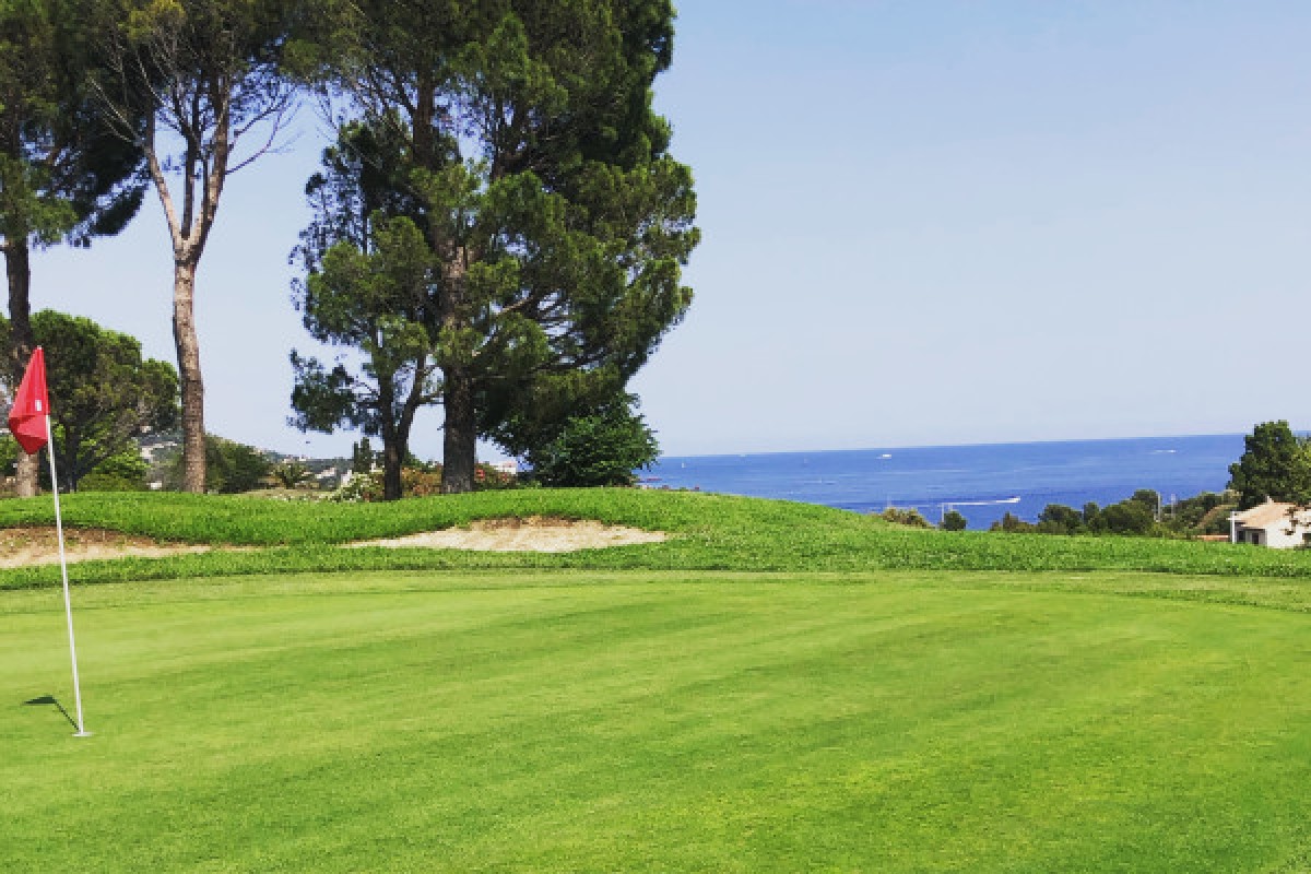 Internship de golf junior - Expérience Côte d'Azur