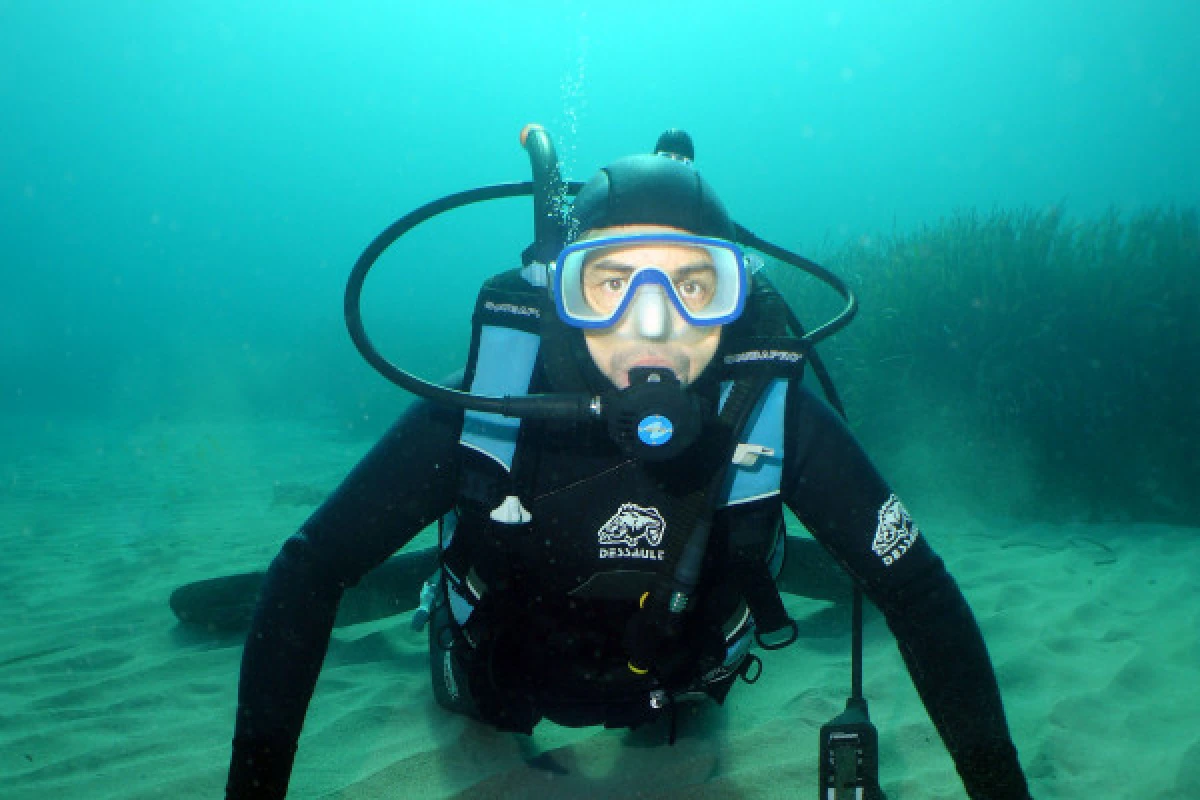 Scuba-Diving discovery lessons - 3 half-day - Expérience Côte d'Azur