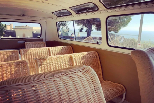 Discover Mougins aboard our Vintage Minibus (2 hours) - Expérience Côte d'Azur