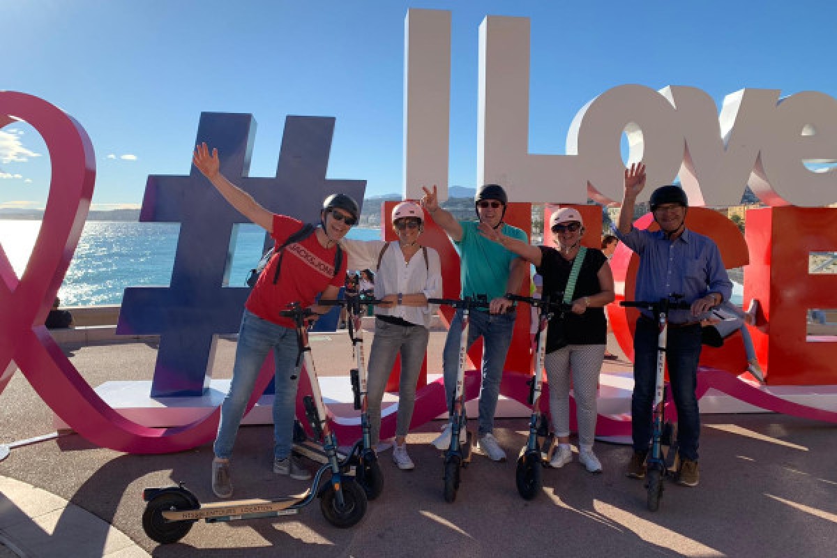 Electric scooter guided tour in Nice - Expérience Côte d'Azur