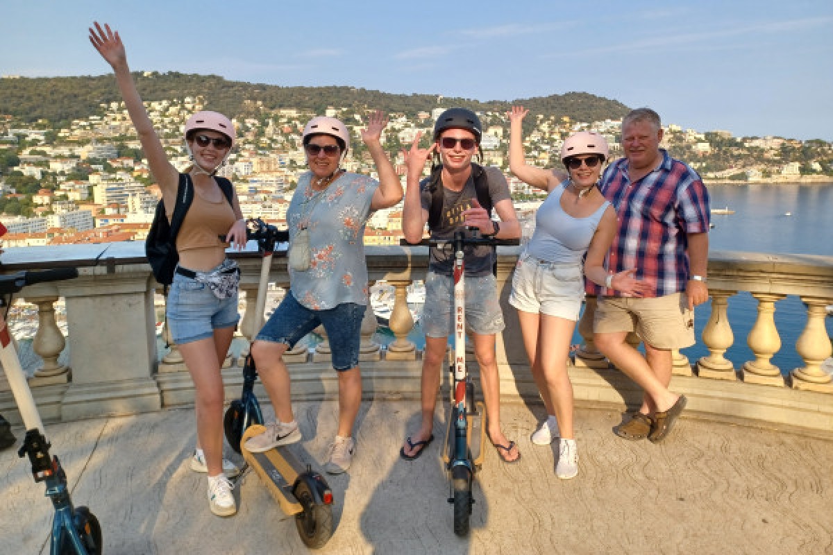 Electric scooter guided tour in Nice - Expérience Côte d'Azur