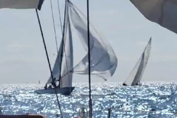 Sailing Discovery Outing - Saint Raphaël - Expérience Côte d'Azur