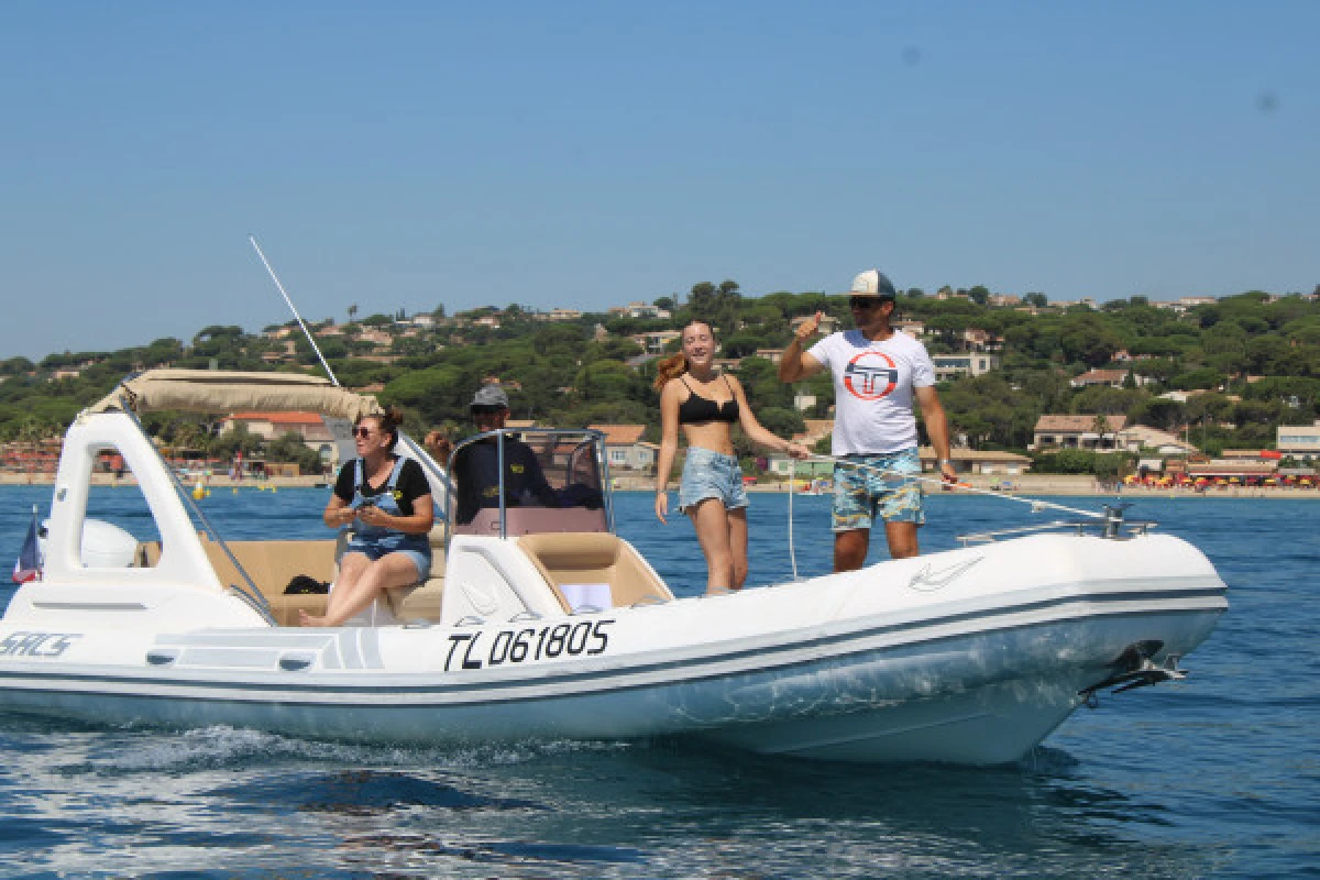 WGP ISSAMBRES -  Sea trip from les Issambres with watersport activities - Expérience Côte d'Azur